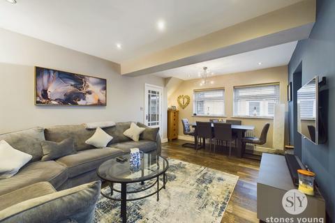 41 Warwick Drive, Clitheroe, BB7 2BG