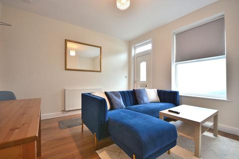 1 bedroom in a house share to rent, Vine Terrace, Hucknall, Nottingham