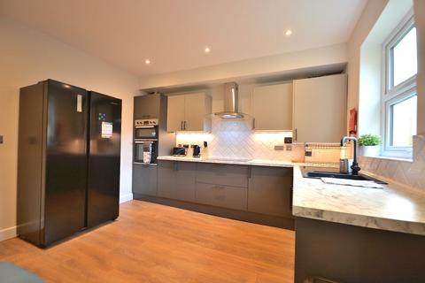 1 bedroom in a house share to rent, Vine Terrace, Hucknall, Nottingham