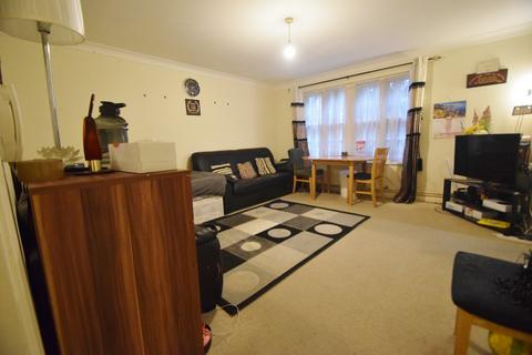 2 bedroom apartment for sale, Wheatstone Close, Slough, Berkshire, SL3