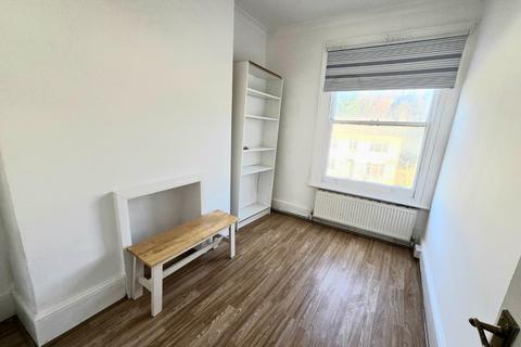 2 bedroom apartment to rent, Norwood Road, Herne Hill, London, SE24