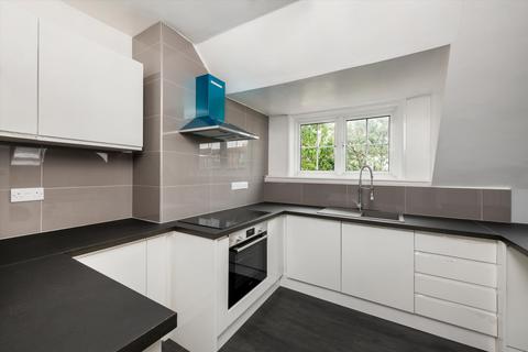 2 bedroom flat for sale, Platts Lane, London, NW3