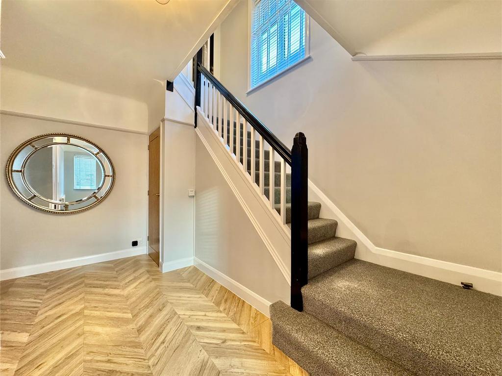 Hallway.jpg