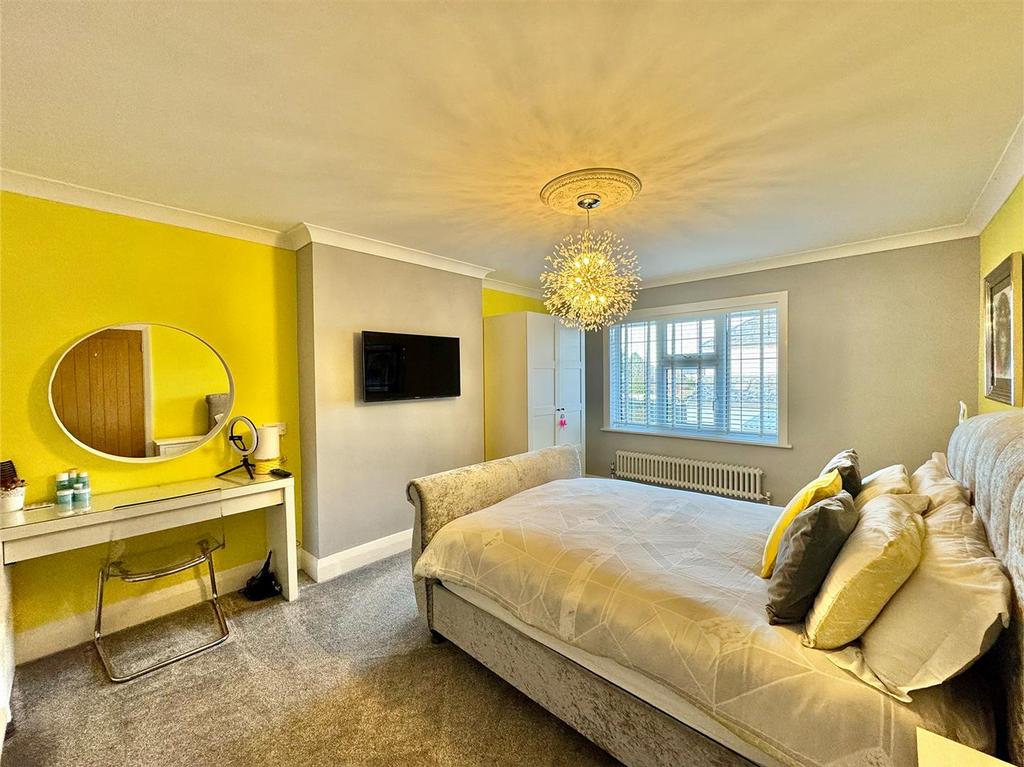 Bedroom.jpg