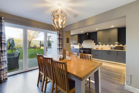 4 bedroom detached house for sale, East Acres, Cotgrave, Nottingham