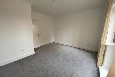 1 bedroom flat to rent, Petal Court, St Martins Avenue, E6