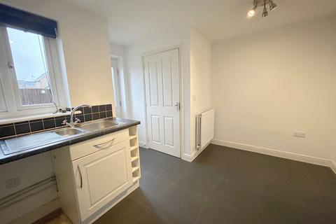 2 bedroom terraced house to rent, Kirk Way, Colchester CO4