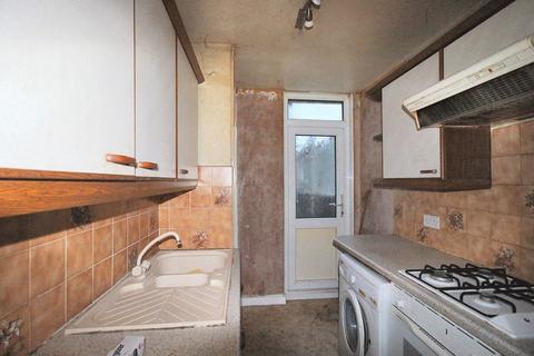 1 bedroom flat for sale, 96B Elgin Road, Ilford, Essex, IG3 8LW