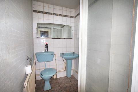 96b Elgin Road, Ilford, IG3 8LW