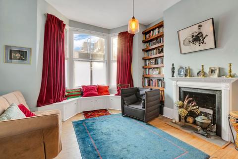 3 bedroom flat for sale, Farringdon Road, London EC1R