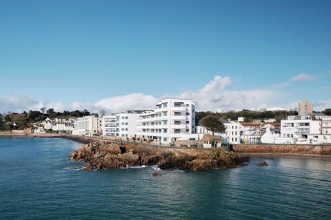 2 bedroom apartment for sale, Le Harve des Pas, Jersey JE2