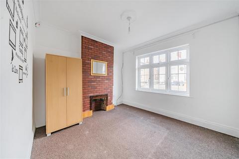 undefined, Eton Avenue, Wembley
