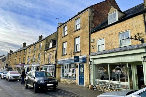 Property to rent, 21 High Street, Moreton-In-Marsh