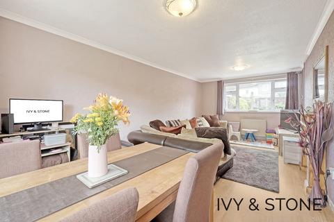 3 bedroom terraced house for sale, Chester Green, Loughton, Essex, IG10