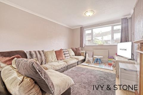 3 bedroom terraced house for sale, Chester Green, Loughton, Essex, IG10