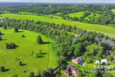 Land for sale, Magna Carta Lane, Wraysbury TW19