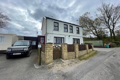 4 bedroom detached house for sale, Dan Y Banc Road, Pontyates, Llanelli