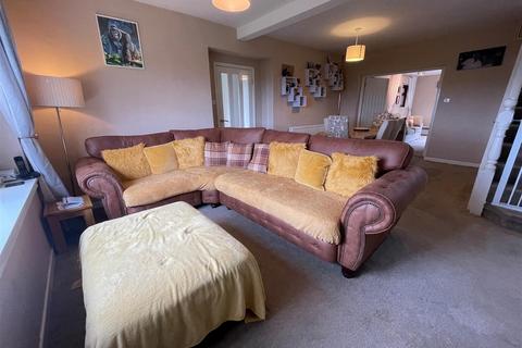 4 bedroom property with land for sale, Dan Y Banc Road, Pontyates, Llanelli