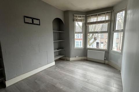 2 bedroom flat for sale, 47 Macaulay Road, East Ham, London, E6 3BJ