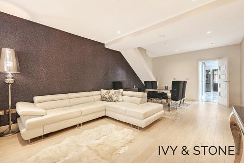 24 Fairfield Road, London, E17 6EW
