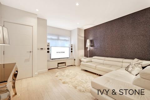 24 Fairfield Road, London, E17 6EW