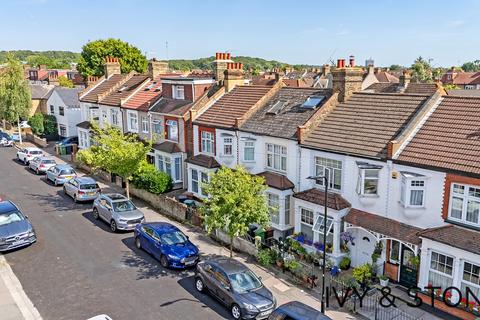 undefined, Mount Avenue, London, Greater London, E4