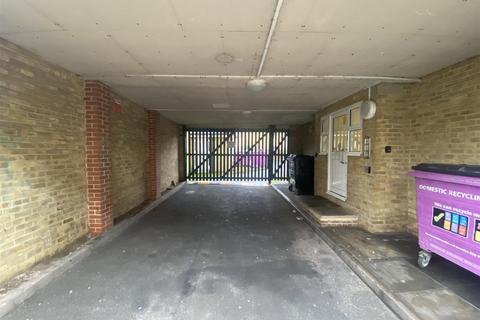 Parking to rent, St. Leonards Street, London