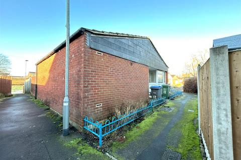 2 bedroom semi-detached bungalow for sale, Ogilvie Square, Calne