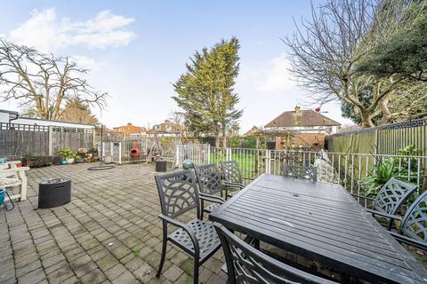 54 Greenfield Gardens, London, NW2 1HY