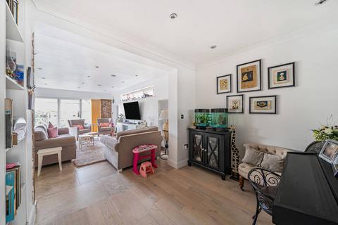 54 Greenfield Gardens, London, NW2 1HY