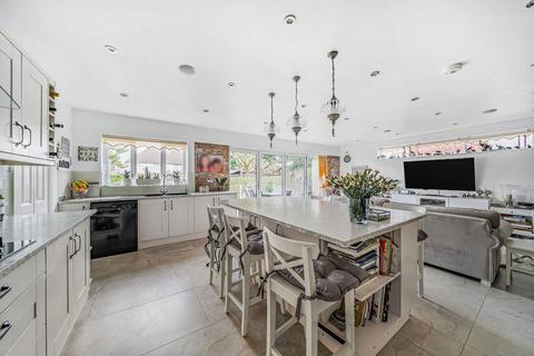 54 Greenfield Gardens, London, NW2 1HY