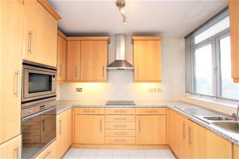 2 bedroom flat to rent, Westchester Drive, Hendon, NW4