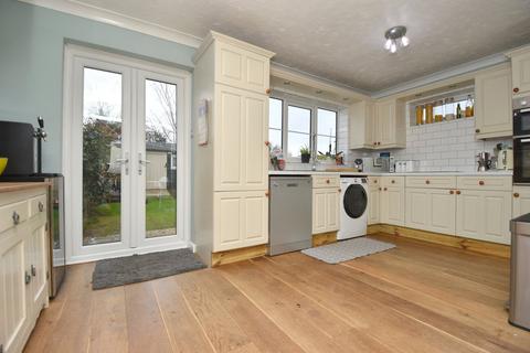 11 Newlands, Otley, Ipswich, IP6 9NY