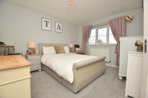 11 Newlands, Otley, Ipswich, IP6 9NY