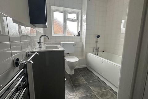 9, Shaw Court Ninehams Road, Caterham, CR3 5LG