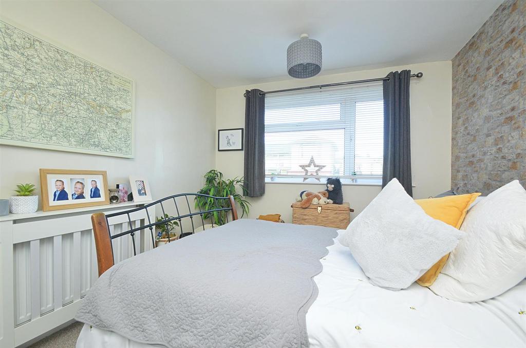 Resized Bed2b.jpg