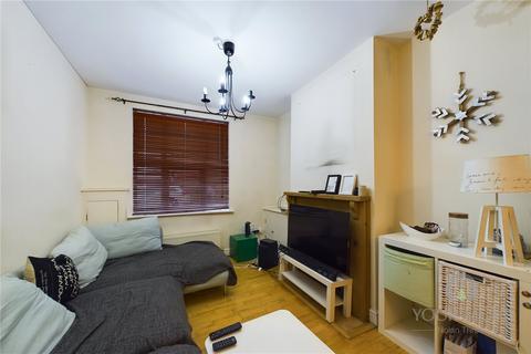 72 Junction Road, Northampton, NN2 7HS