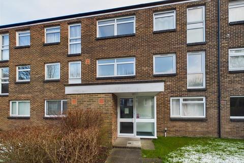 1 bedroom flat for sale, Woodpecker Mount, Pixton Way, Croydon