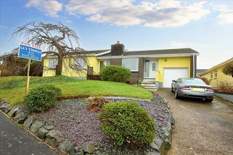 4 bedroom detached bungalow for sale, 19 Hazel Grove