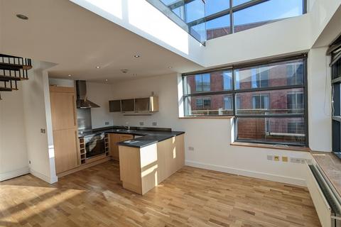 2 bedroom duplex to rent, Mere House, Ellesmere Street, Manchester