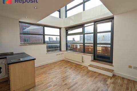 2 bedroom duplex to rent, Mere House, Ellesmere Street, Manchester