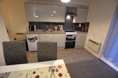 1 bedroom flat for sale, Westholm Court, Bicester