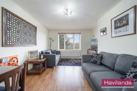 2 bedroom maisonette for sale, Byland Close, London