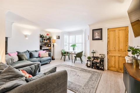 1 bedroom flat for sale, Hermon Hill, Wanstead