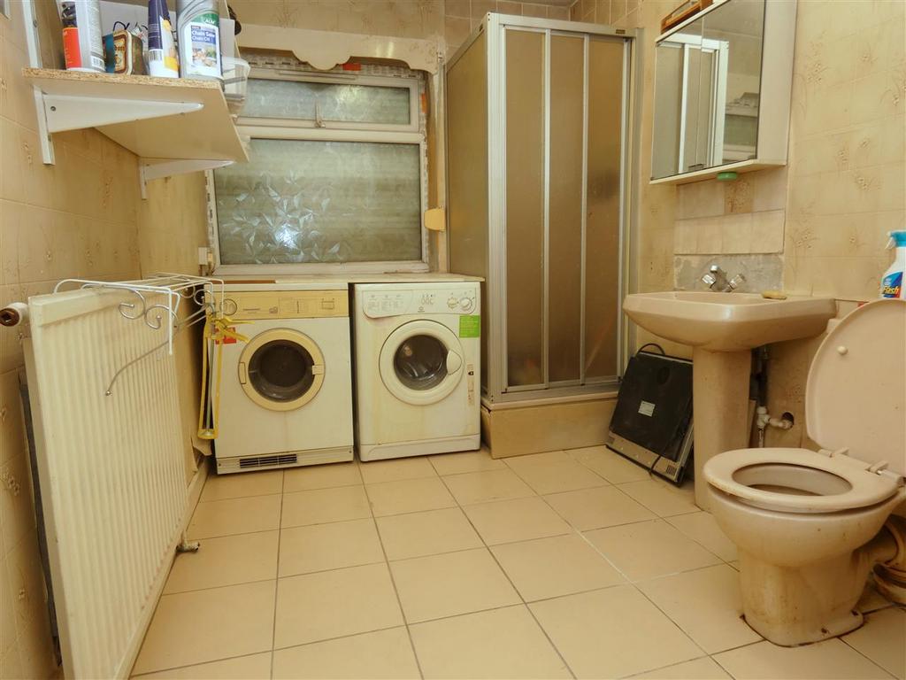 Shower Room/Utility