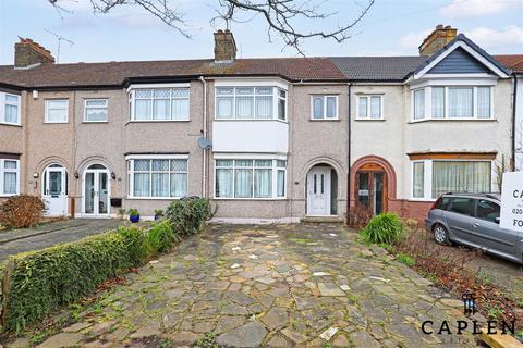 3 bedroom house for sale, Applegarth Drive, Newbury Park, Ilford