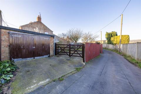 3 bedroom end of terrace house for sale, Denmark Road, Beccles NR34