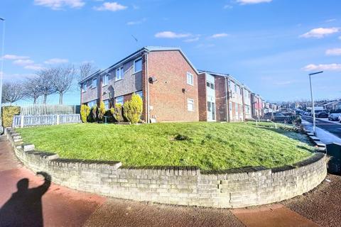 1 bedroom flat for sale, Ulverston Gardens, Gateshead, Tyne and wear, NE9 6NA