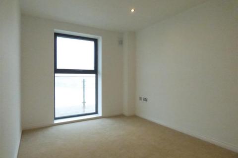 2 bedroom apartment to rent, Mariner Point, 83 Brighton Road