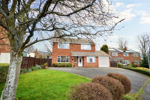 4 bedroom detached house to rent, Church Gardens, Ravensthorpe, NN6